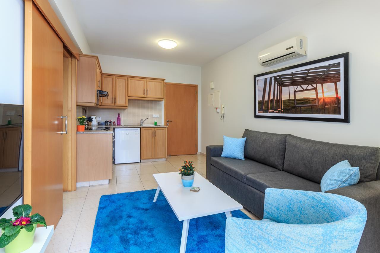 Soho City Apartments Larnaca Exterior foto